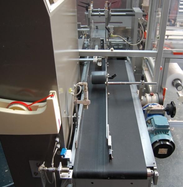 MULTIPACK F 40 Bündelpacker / Straffbanderolierer