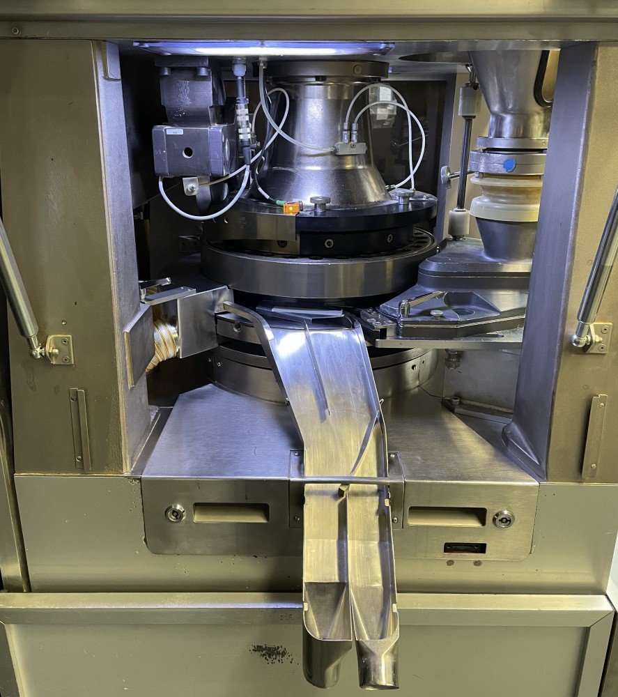 FETTE P 2100 EC Rundlauf-Tablettenpresse 29 Stationen