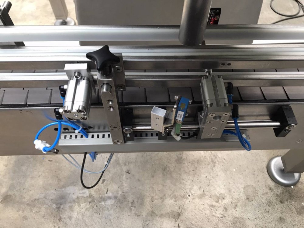 CREMER CF 1220 Zähl- und Abfüllmaschine