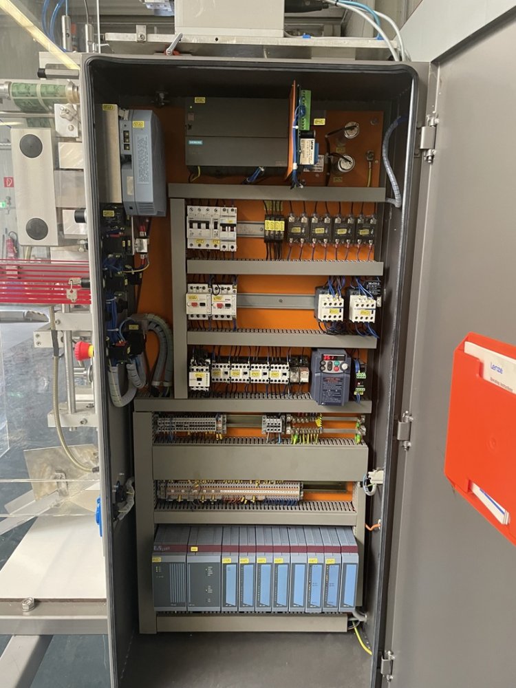 MEDISEAL / KLÖCKNER HÄNSEL LA-160 Sachetfüller für Liquida