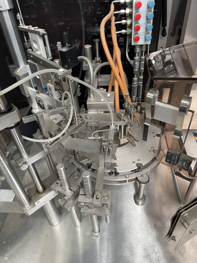 ROTA 915 / AS-AV Ampoule Filling Machine