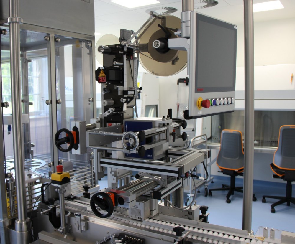 ZELLWAG Z-110 S Füll- und Verschließmaschine mit Etikettierer