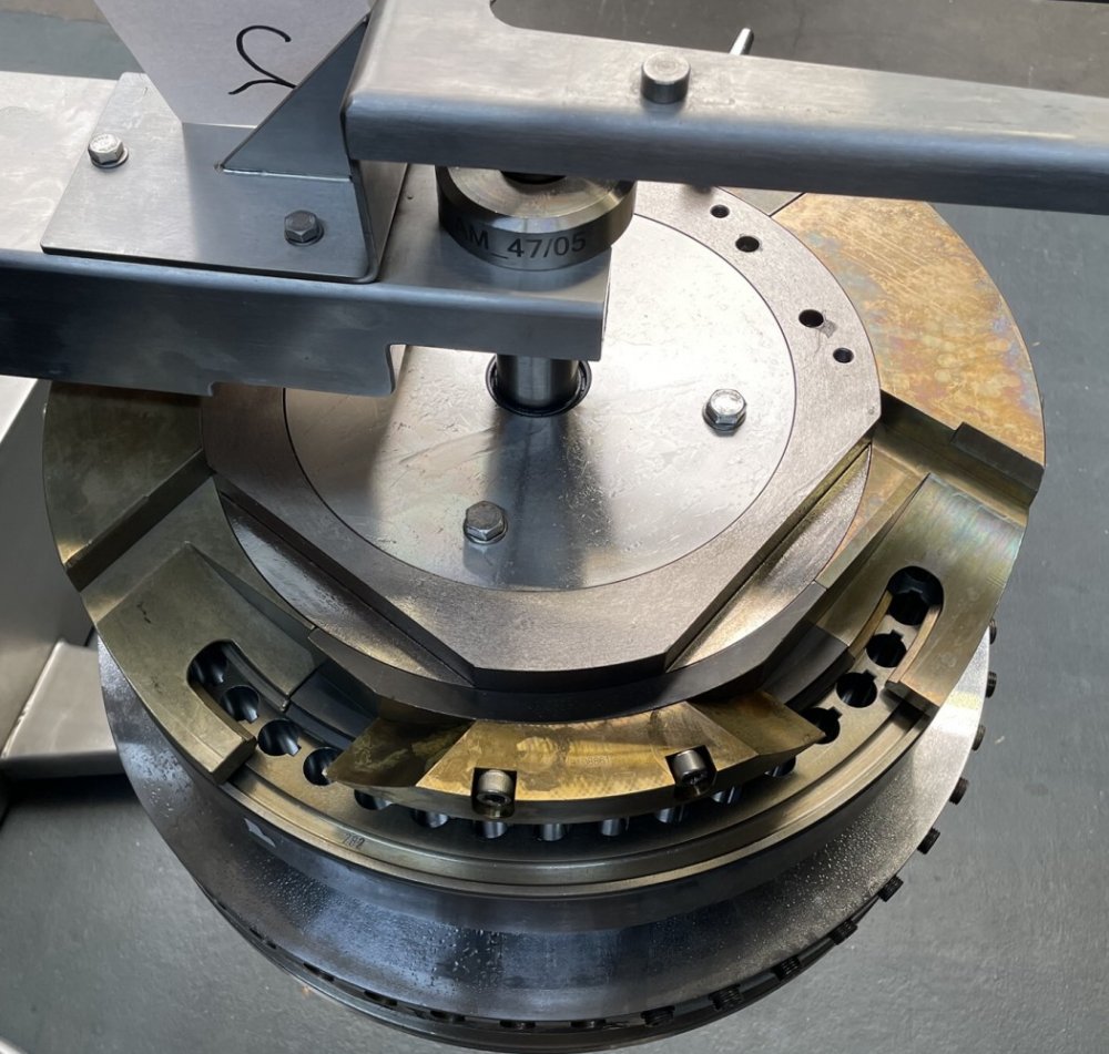 BOSCH AVR / RUR / TLQ Ampullen Sterillinie (Waschen, Sterilisieren, Füllen u. Verschließen) 