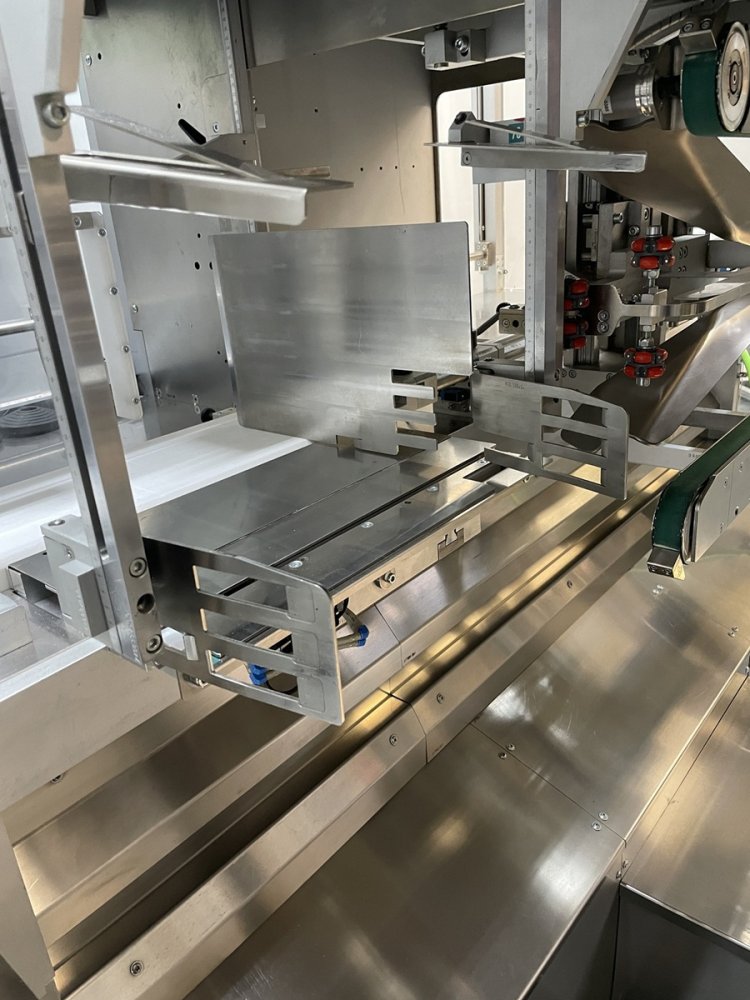 PESTER PEWO-FORM UVP 2 Case packer