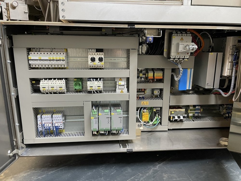 PESTER PEWO-FORM UVP 2 Case packer