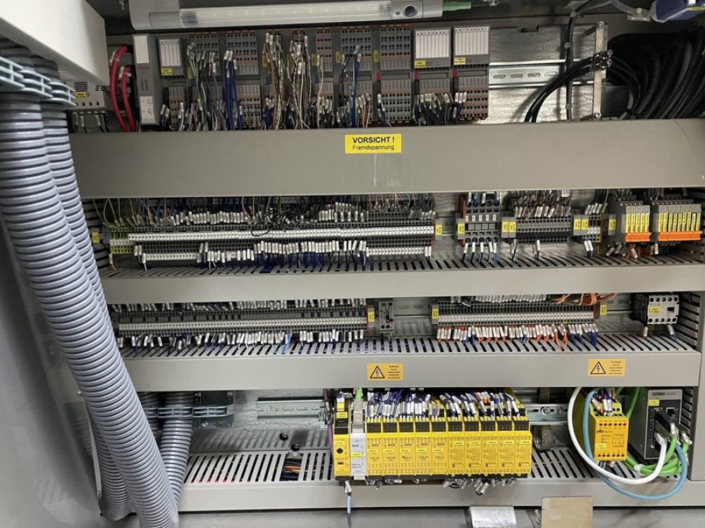 PESTER PEWO-FORM UVP 2 Case packer