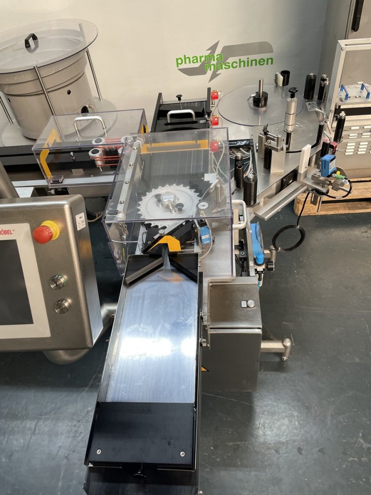BAUSCH + STRÖBEL Line KSF 1020 + ESA 1002 Filling and Screw Capping machine for liquids with labeler