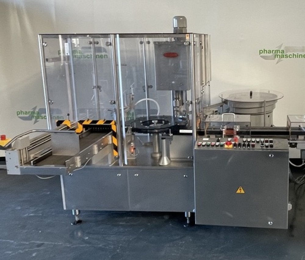 BAUSCH + STRÖBEL Line KSF 1020 + ESA 1002 Filling and Screw Capping machine for liquids with labeler