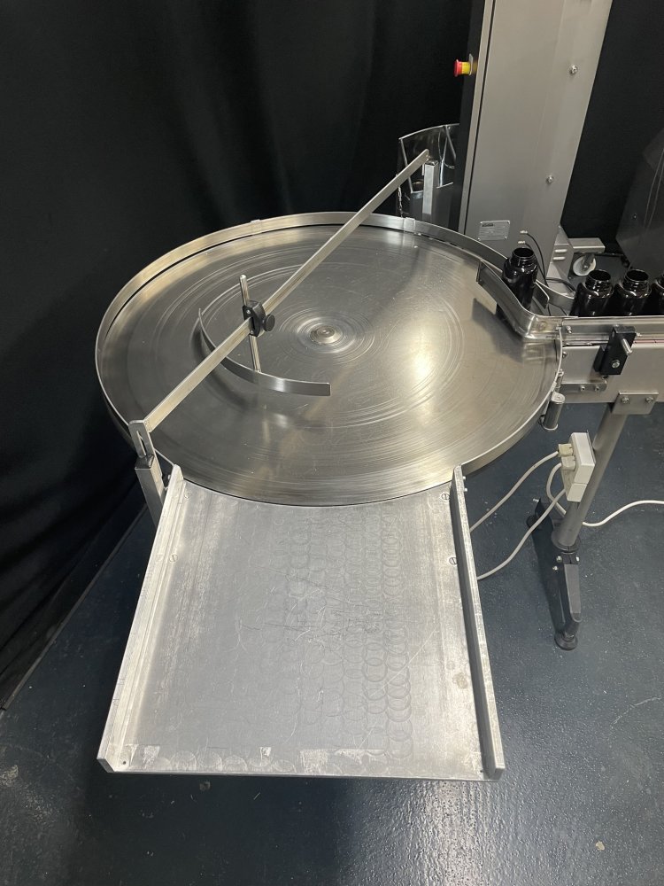 SWIFTPACK SPC 12 P3 Zähl- und Abfüllmaschine für Tabletten und Kapseln